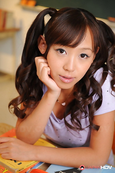 Pigtailed Asian cutie Nagisa..